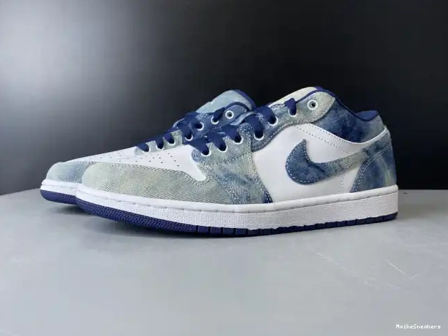 MaikeSneakers Washed Air Jordan CZ8455-100 1 Low Denim 0518